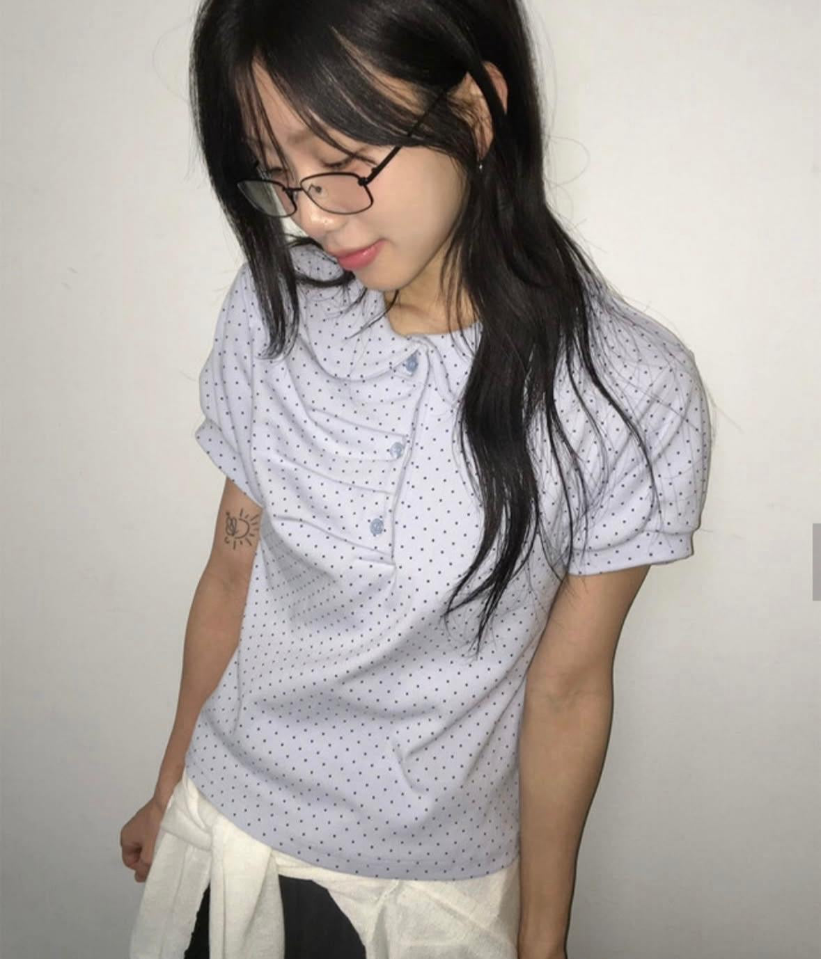 波點娃娃領上衣