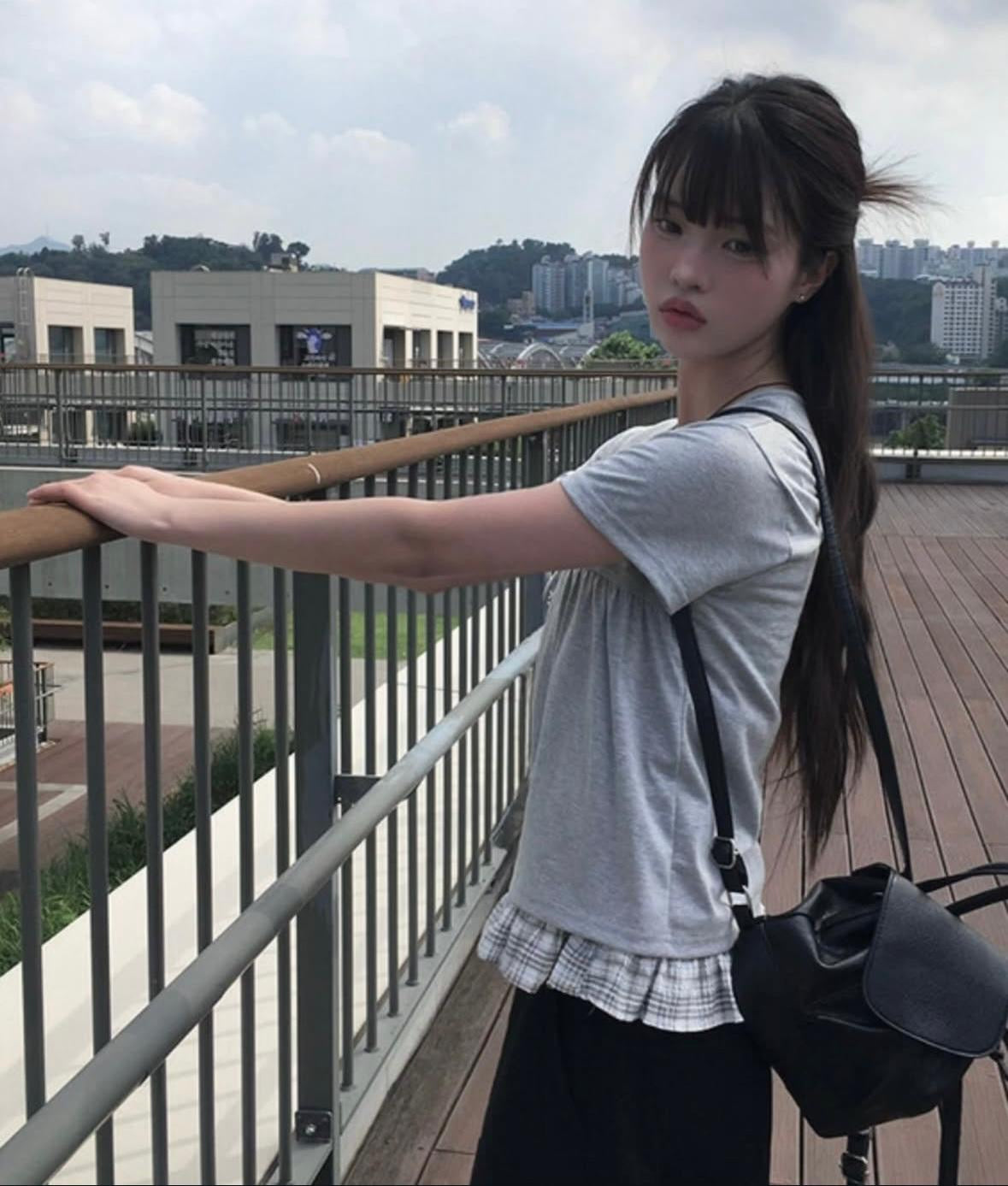 格紋拼接雙層短袖套衫